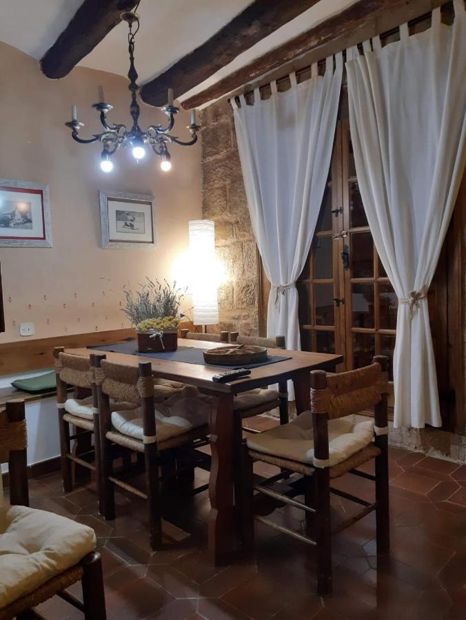 Lo Cremalle Valderrobres Bagian luar foto