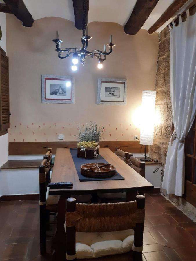 Lo Cremalle Valderrobres Bagian luar foto