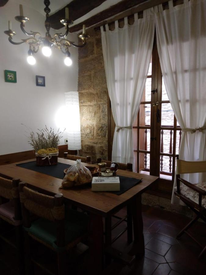 Lo Cremalle Valderrobres Bagian luar foto